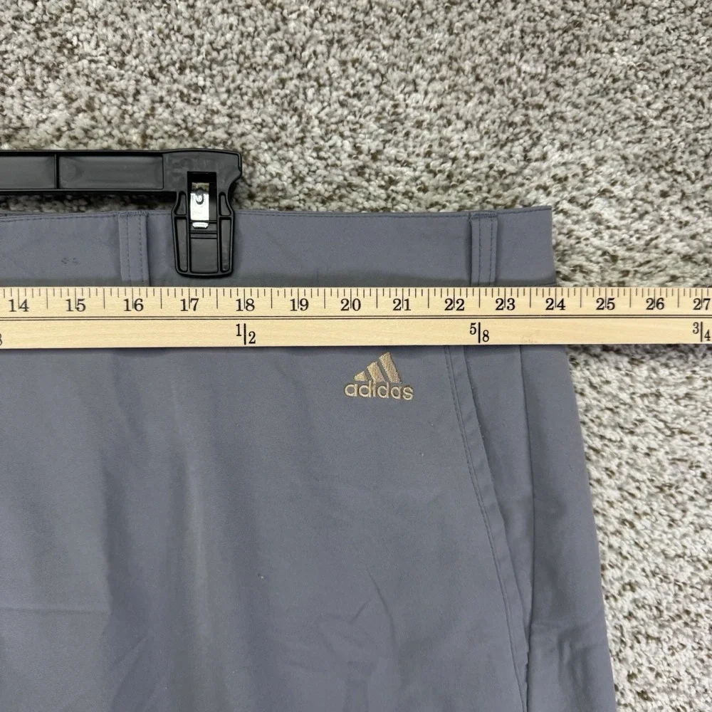 Adidas Golf Shorts Men's Size 48 Gray Flat Front Pockets Performance Stretch